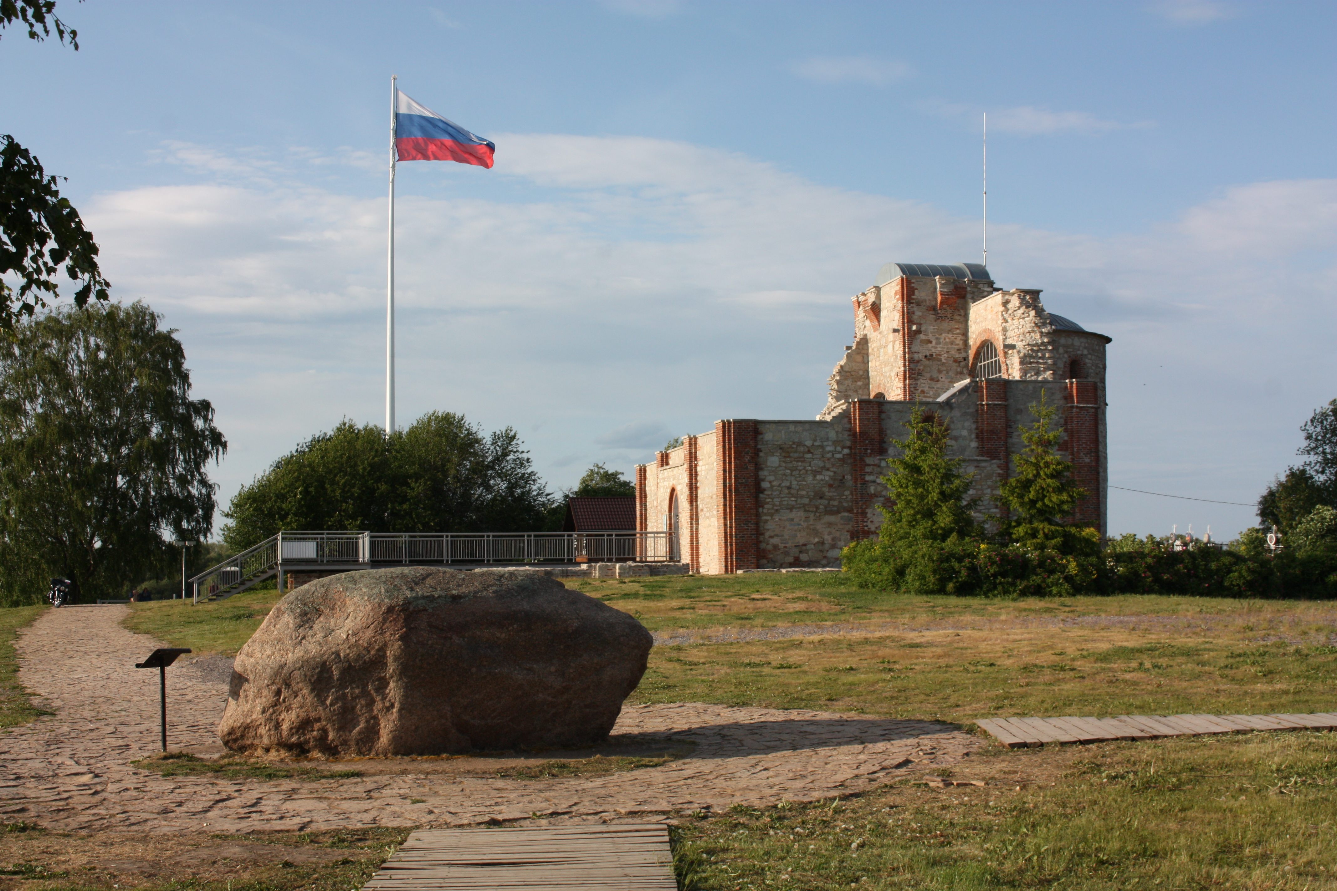 Юрьево городище великий новгород. Городище Великий Новгород. Рюриково Городище в Новгороде. Церковь Благовещения на Рюриковом Городище Великий Новгород. Княжий камень городища Великий Новгород.